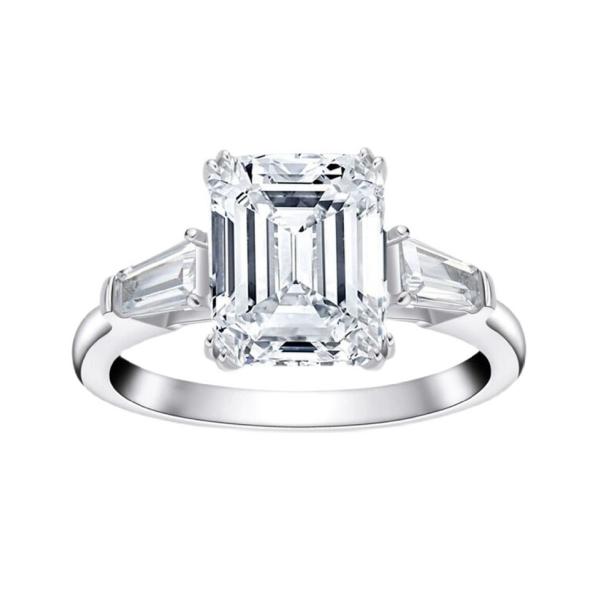Emerald three-carat Lab-grown Diamond Rings