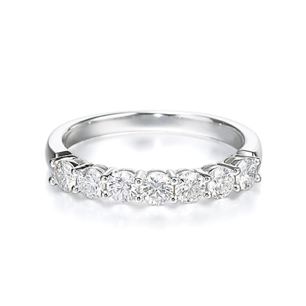 RoundCut Lab-Grown Diamond Rings