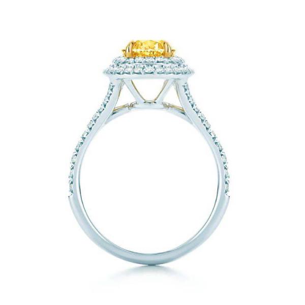 Lab-grown Diamond Angel-shaped oval set-in rings