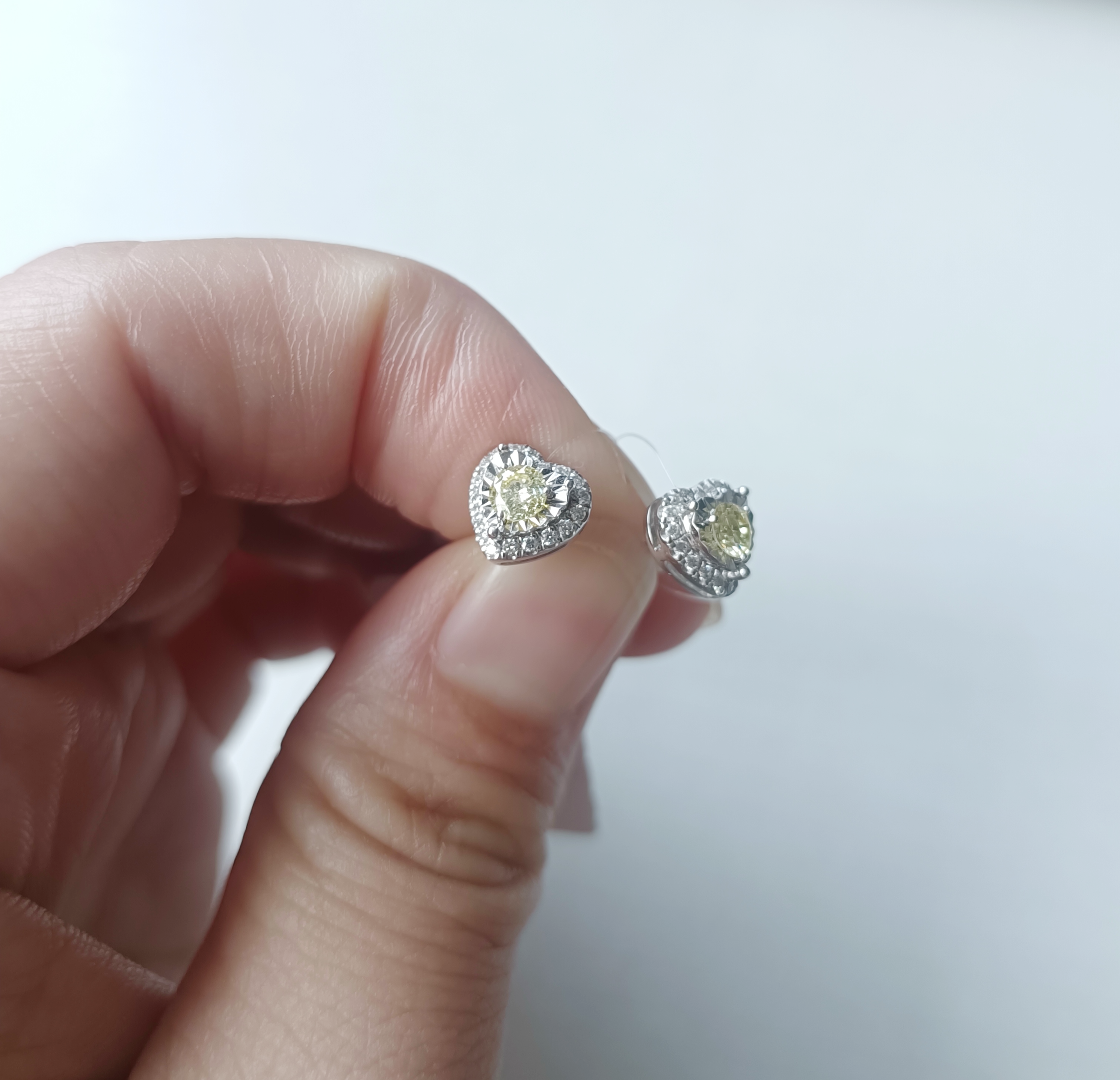 Lab grown diamond Inlaid heart shape earrings